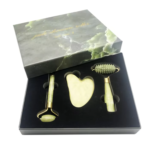 Chinese Medicine Natural Jade Facial Massage Gua Sha Board Set Green Jade Roller With Box